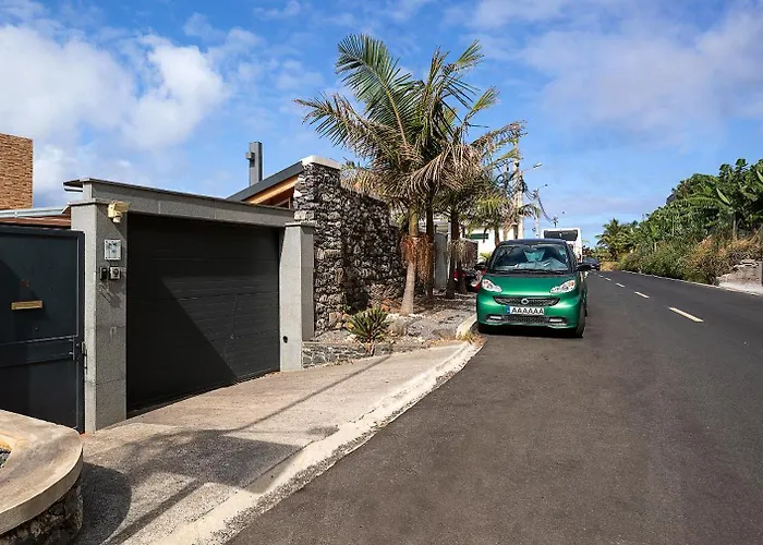 Com Piscina Entre O Mar E As Montanhas Villa Paul do Mar (Madeira)